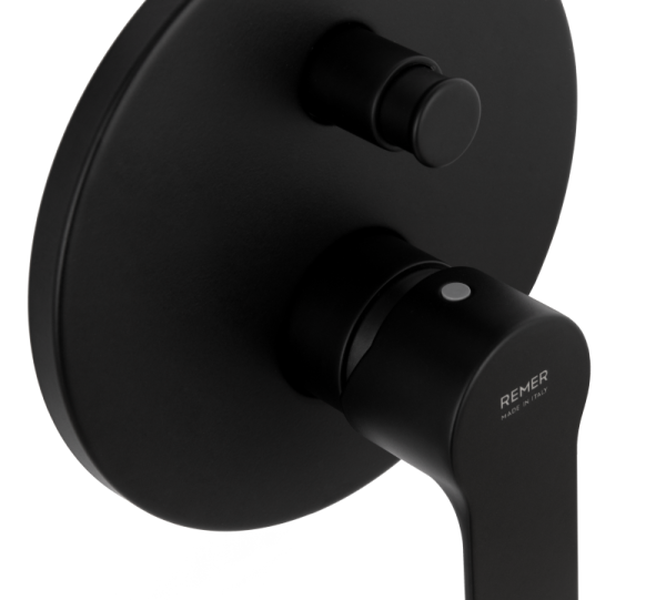 Душевая система Remer Energy EY09S02MD25NOVB, черный матовый