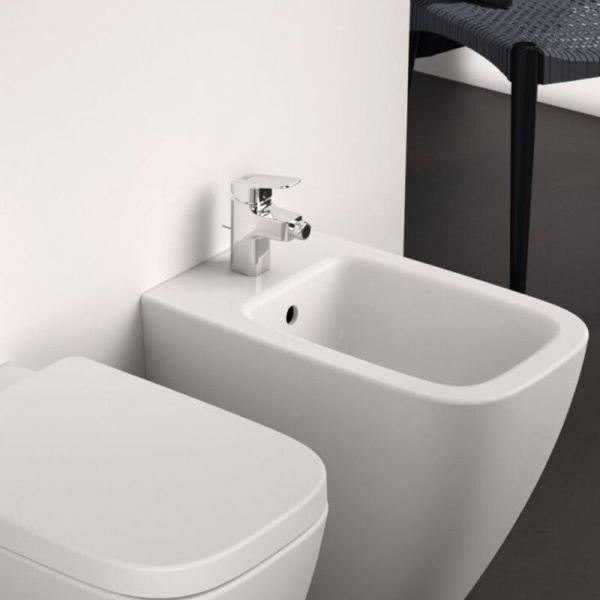 IS i.life B Биде напольное пристенное, с отвер. под смеситель, с переливом, с крепежом TT0257919