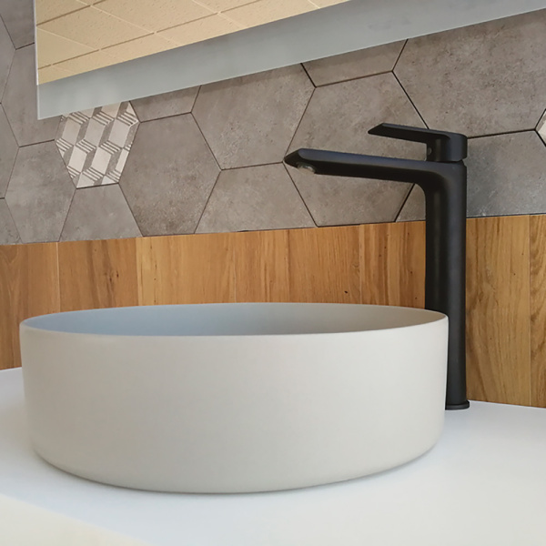 CLEVER AGORA XTREME Смеситель для умывальника, высота 240, ec2, черн. матовый